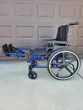 Quickie 2 HEAVY DUTY -350lb Max Folding Lightweight Wheelchair 21"x21" Used Blue