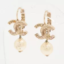 Chanel Coco Mark 16C Piercing jewelry (for both ears) GP x rhinestone x imitatio