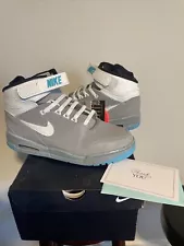 Size 10.5 - Nike Air Mag Revolution Custom Shoezeum Illery #26 Of 40