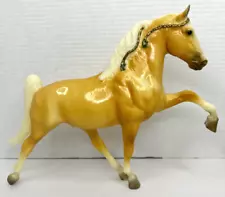 Breyer 50th Anniversary Glossy Palomino Tennessee Walking Horse JCPenney EUC