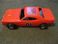 Vintage 1980 Warner Brothers The Dukes of Hazzard General Lee Car