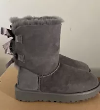 UGG BAILEY BOW II 1016225 GREY WOMAN'S SIZE 5 BOOTS (100% AUTHENTIC) BRAND NEW