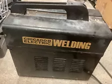 Chicago Electric Flux Core 125 AMP Welder Ready to Weld 110v 120v Free Spool