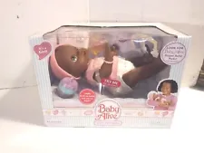 Rare (New In Box) Hasbro 2006 Baby Alive Wets 'N Wiggles Girl Doll (AA)