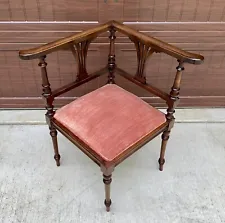 Antique Solid Oak Accent Corner Chair Traditional Style
