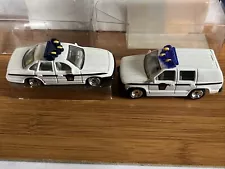 1/64 Scale Ford Crown Vic & Chevy Suburban Pa. State Police Diecast Cars Lot