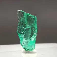 0.40ct GEMMY Beryl var. Emerald / Muzo, Colombia / Rough Crystal Gemstone