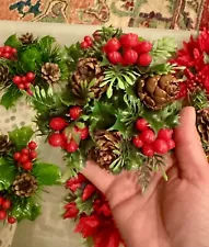 NEW VNTG FARMHOUSE CHRISTMAS POINSETTIA HOLLY PINE WREATH 9pc LOT CANDLE HANGERS