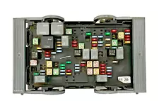 2007 - 2009 Silverado 1500 Engine Fuse Box Relay Junction Block OEM 25796803 (For: 2009 Chevrolet Silverado 1500)