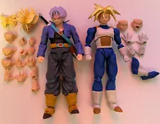 Bandai S.H. Figuarts Dragon Ball Z Trunks 2.0 & Armored Trunks Figures