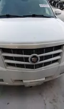 Grille Premium Collection Opt Whn Upper Fits 12-14 ESCALADE 2685980