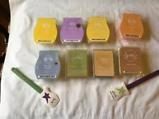 Lot of 8 Scentsy Wax Bars w/ 2 Spatulas