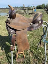 Used 14.5" Western Rawhide Western barrel saddle made in Canada