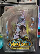 DC Unlimited World of Warcraft Figures Series 3-Draenei Mage Tamuura