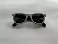 Ray-Ban Wayfarer Sunglasses RB2140 956 50mm White Frames *Authentic*