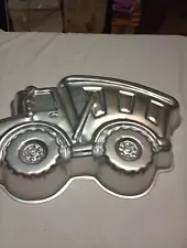 Wilton Trash Truck Cake Pan