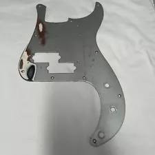 Fender P-Bass Metal Pickguard / Shield