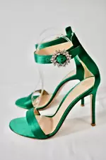 Gianvito Rossi Green Stain Rhinestone Open Toe Shoes Size 38 / 7.5M On Sale sz