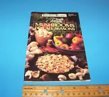 Campbell's Fresh Mushrooms For All Seasons Cookbook / Pamphlet Vintage 1990