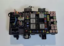 2003 2004 2005 2006 FORD EXPEDITION LINCOLN NAVIGATOR FUSE BOX RELAY PANEL