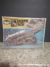 JA773 Life-Like (old Adams/SNAP) 1:40 "Honest John" AtomicRocket LauncherKit NOS