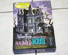 Addams Adams Family Haunted House Frightening Lightning Glow Polar Lights #5002