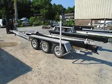 USED 24'-25'-26'-27'-28' ALUMINUM TRIPLE TORSION AXLE BOAT TRAILER