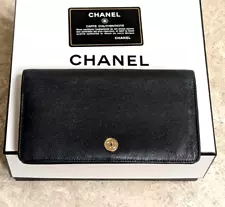 Vintage CHANEL Pre-Owned 2005-2006 CC Plaque Bi-fold Black Leather