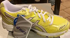 Size 5.0- ASICS GEL DS Sky Speed