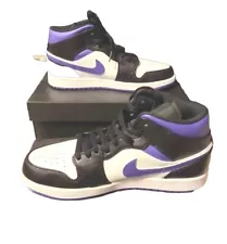 Jordan 1 Mid Dark Iris 2022