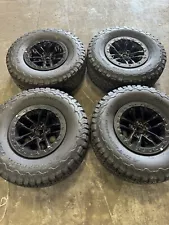 17" Jeep Wrangler Rubicon 392 Xtreme Recon OEM BEADLOCK wheels rims BFG 35 Tires