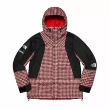 Supreme®/The North Face® Studded Mountain Light Jacket | Red | Medium