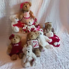 boyds bears lot of 11 valentines theme smoke free kept stored