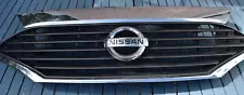 OEM 2011 2012 2013 2014 2015 2016 Nissan Quest Upper Bumper Top Grille Cover