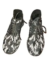 Men’s Sz 46 (US 13) Digital Camo Breakup Olive Green Lightweight Sneakers Shoes