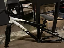 GT Tempest Dirt Jump bike frame 16”