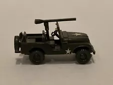 ROCO DBGM Minitanks US M 38 A1 jeep with 90 MM recoilless rifle, HO / 1:87 scale