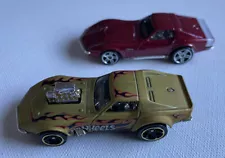 Lot of 2 HOT WHEELS GAS MONKEY GARAGE ‘68 CORVETTE Gold, ‘69 Red Corvette Loose