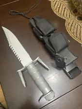 Buck 184 buck master Survival Knife Replica. Sheath,Pins, Pouches, Compass, Box.