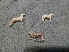 Artist Resin 3 Micro Mini Horses - UP/UP - damaged