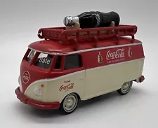 GreenLight 1:64 1965 Volkswagen Type 2 Panel Van Toyeast Coca-Cola NOT FOR SALE