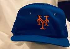 vintage New York Mets baseball cap with mesh and snap back