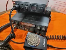 CB 2 CB RADIOS UNIDEN AND RADIO SHACK LOOK