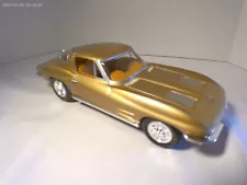 Revell 1963 Chevy Gold Corvette Split Window Plastic Model Car - 1:24