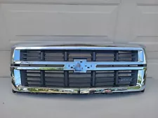 14 15 Chevrolet Silverado 1500 Z71 Front Upper Grille OEM