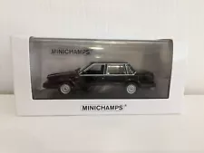 Minichamps 1/43 Volvo 740 GL Midnight Blue