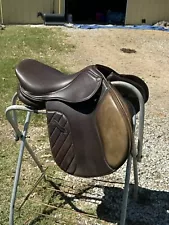 New ListingHDR synergy Close Contact Saddle.