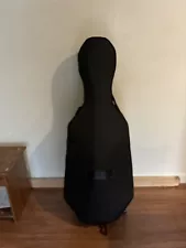 black used cello case 4/4 slightly broken