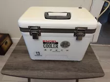 Engel Live Bait Cooler 13 Quart air pump works great