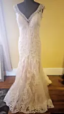 Wedding Dress Size 14w lace Ivory Color Allure W411